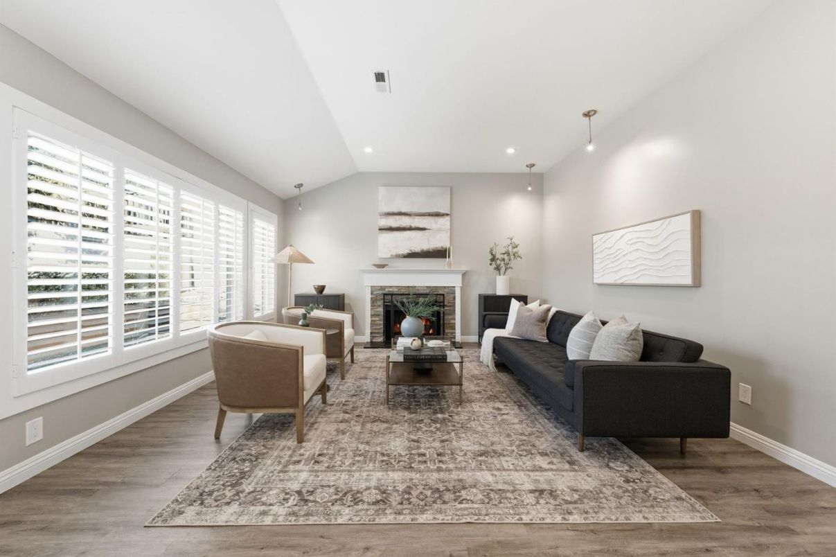 Dining room, Interior, Pendant Lights, Recessed Lighting, Wood Texture Flooring