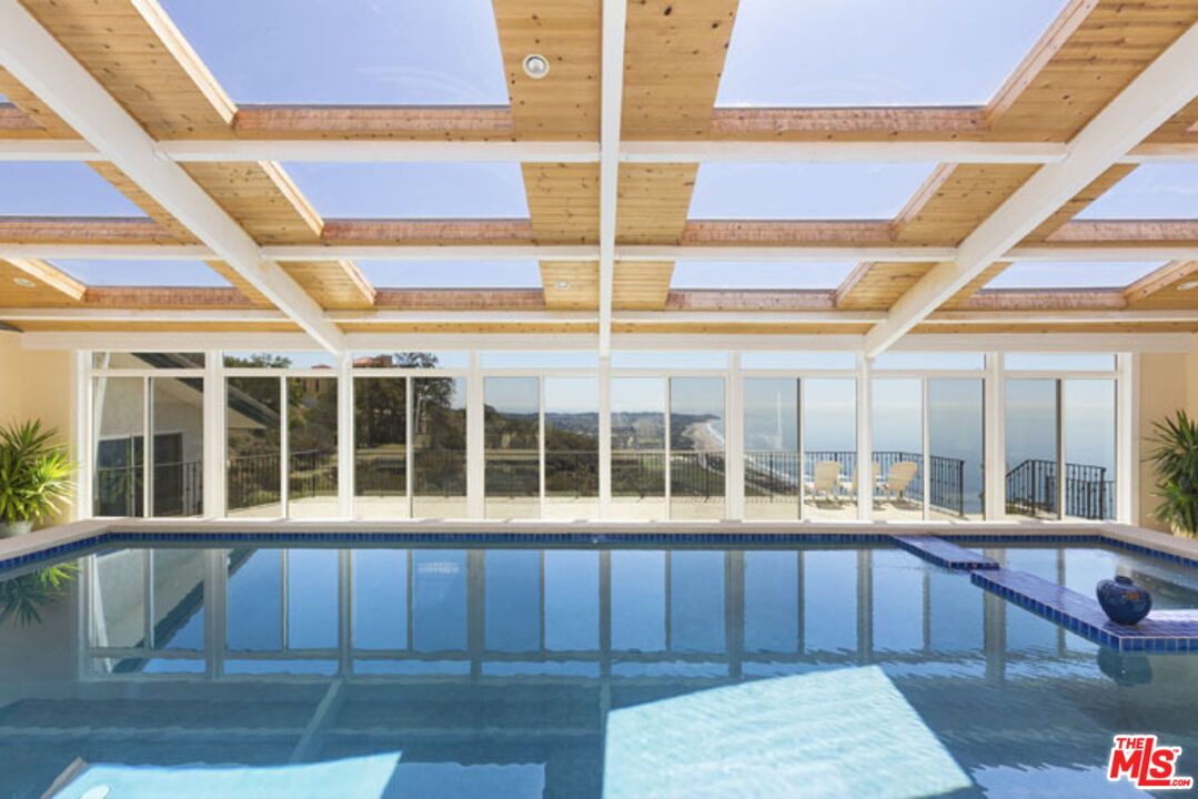 Glass Ceilings, Interior, Pool, Sun Room, Wooden Ceilings