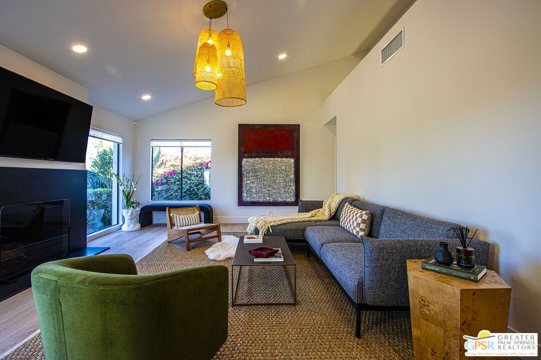 Fireplace, Interior, Living room, Pendant Lights, Recessed Lighting, Wood Texture Flooring