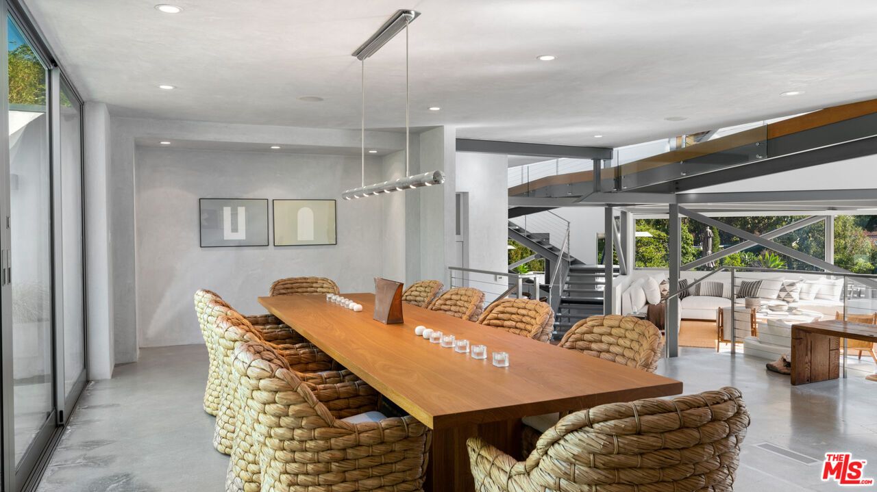 Dining room, Interior, Living room, Pendant Lights, Recessed Lighting