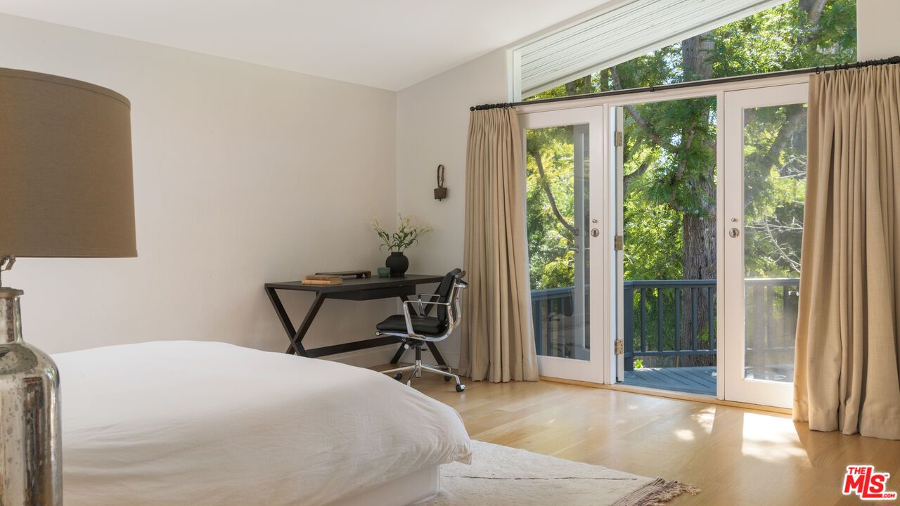 Bedroom, Home Office, Interior, Wood Texture Flooring