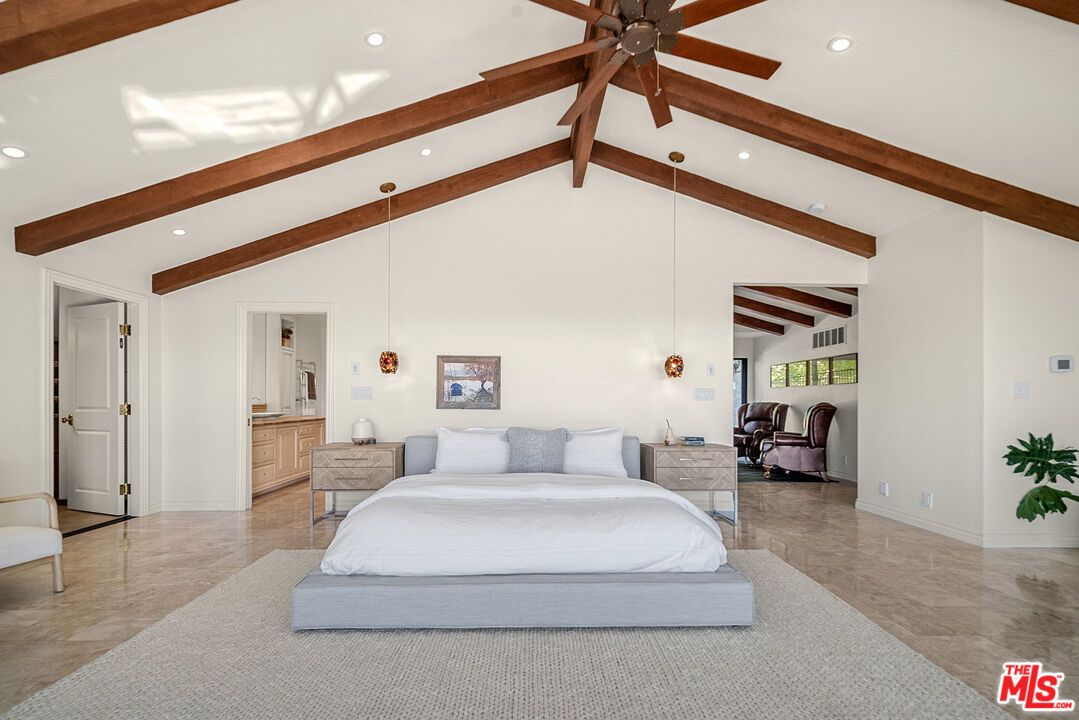 Bedroom, Interior, Pendant Lights, Recessed Lighting, Wooden Beams