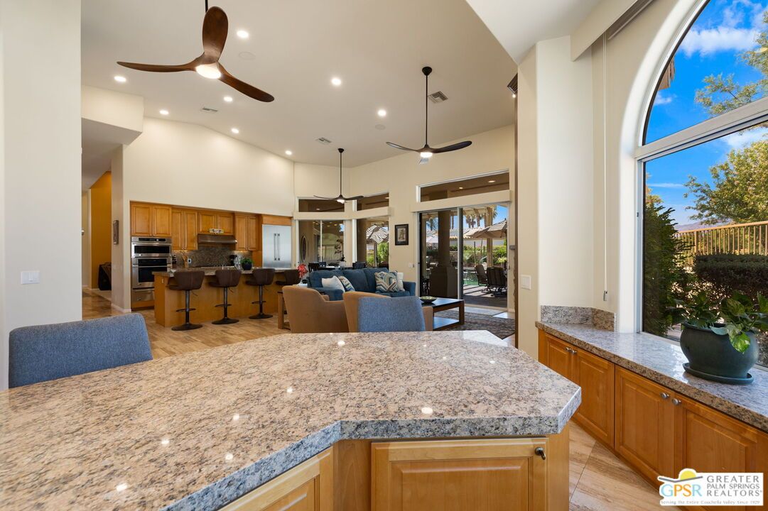 Dining room, Interior, Kitchen, Living room, Pendant Lights, Recessed Lighting, Stainless Steel Appliances, Wood Texture Flooring