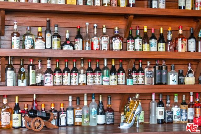Interior, Wine Storage