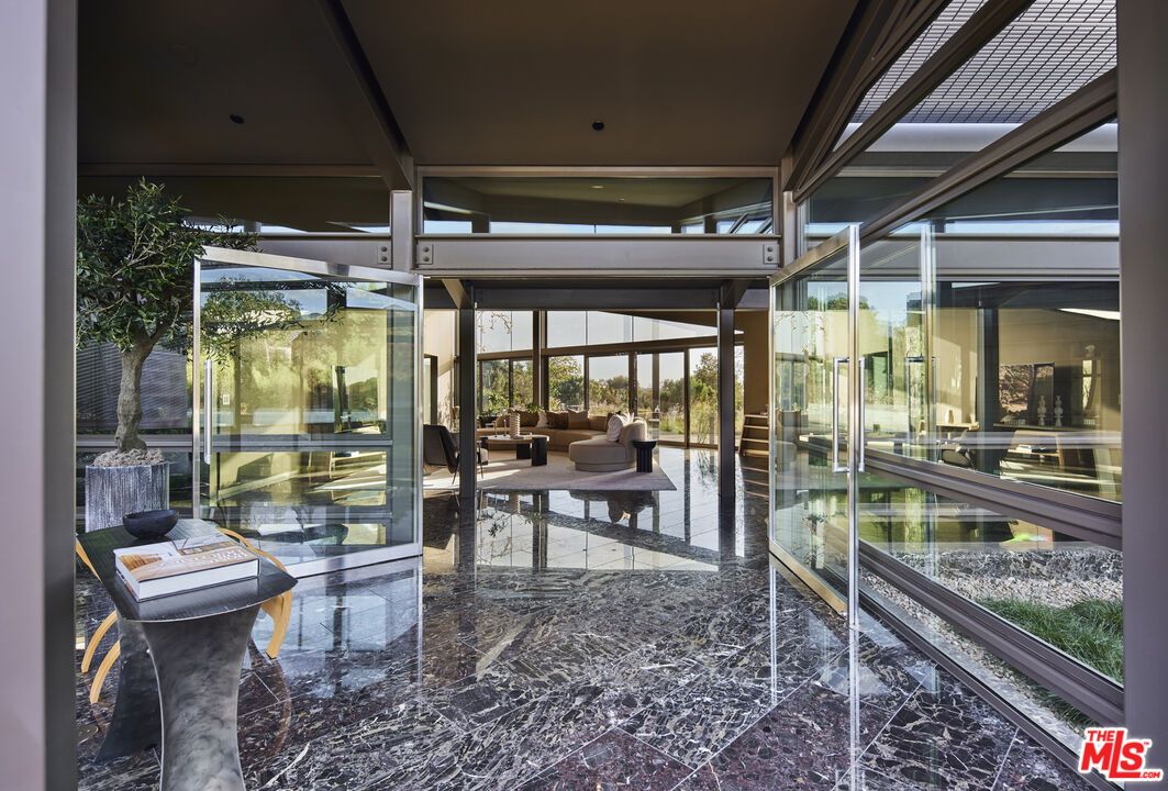 Interior, Marble