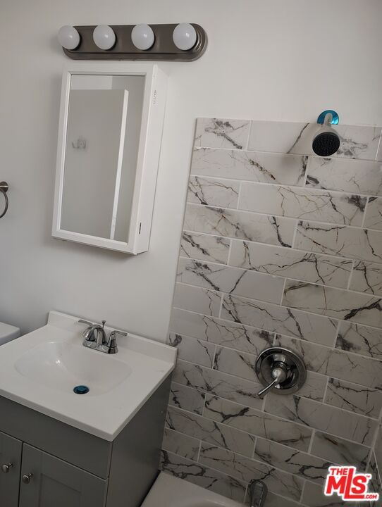Bathroom, Interior, Marble Walls