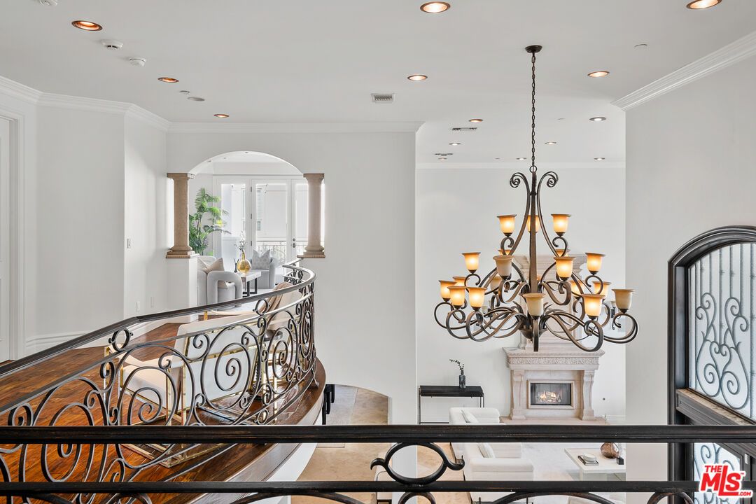Chandelier, Dining room, Fireplace, Interior, Recessed Lighting