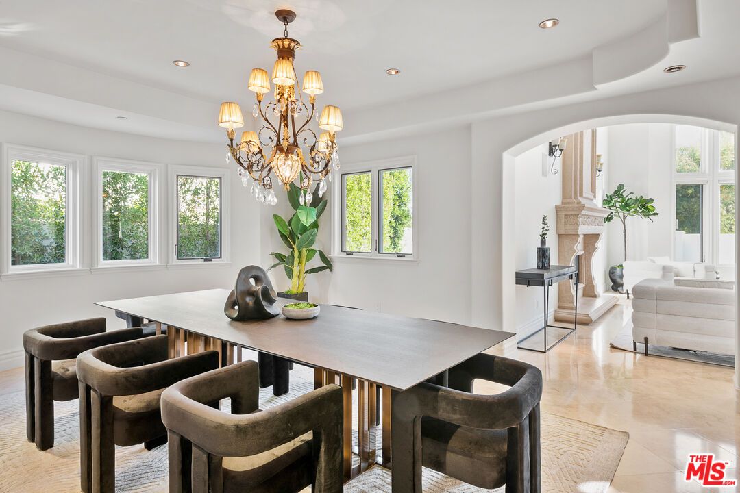 Chandelier, Dining room, Fireplace, Interior, Recessed Lighting