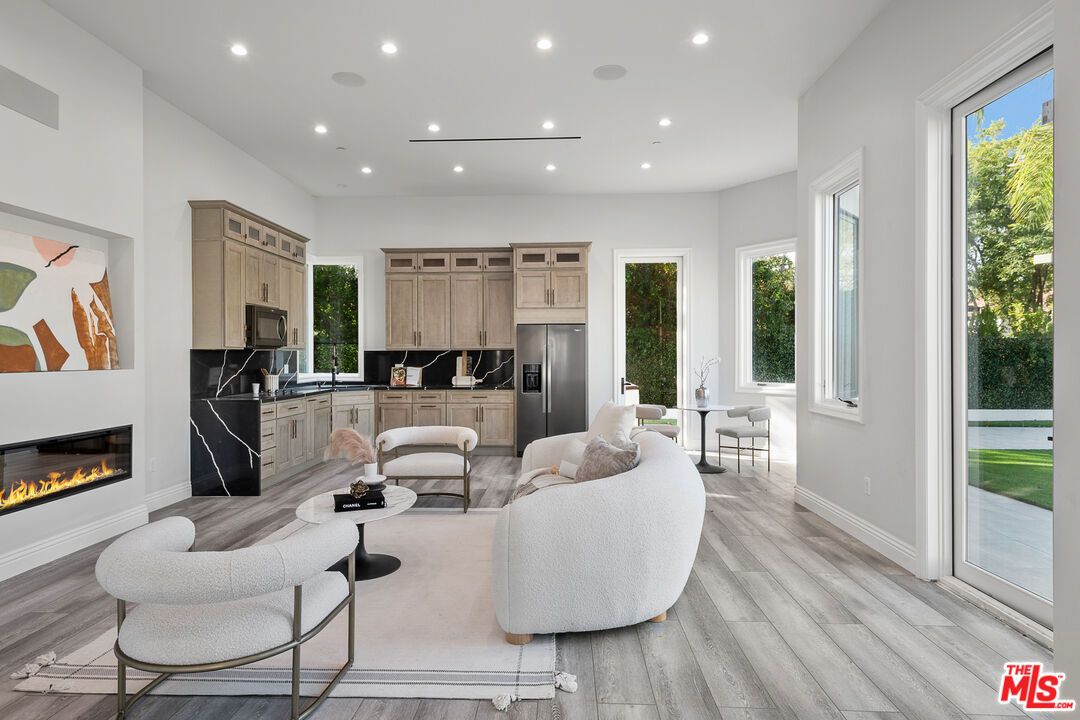 Fireplace, Interior, Kitchen, Living room, Recessed Lighting, Wood Texture Flooring