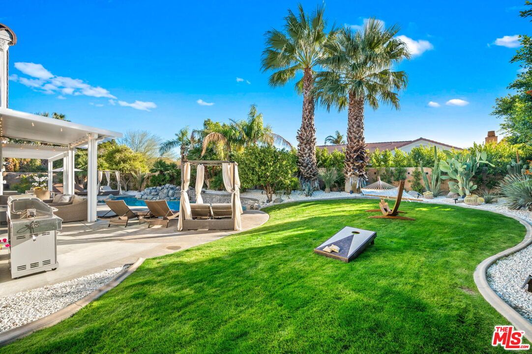Backyard, Exterior, Playground