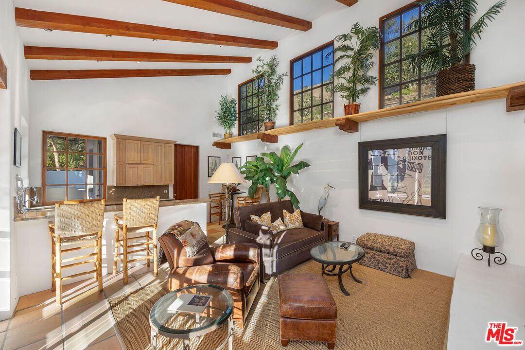 Interior, Kitchen, Living room, Wooden Beams