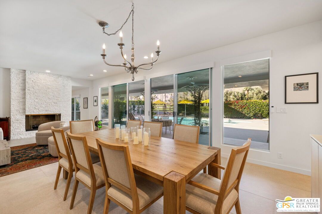 Chandelier, Dining room, Fireplace, Interior, Recessed Lighting