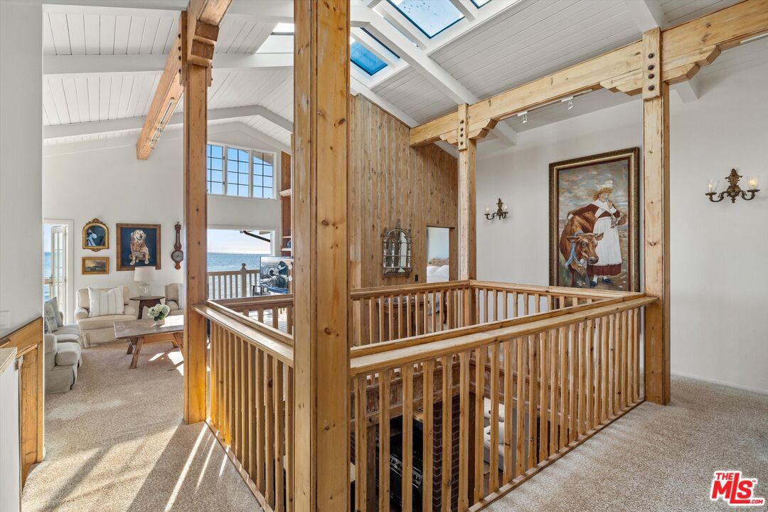Interior, Wooden Walls