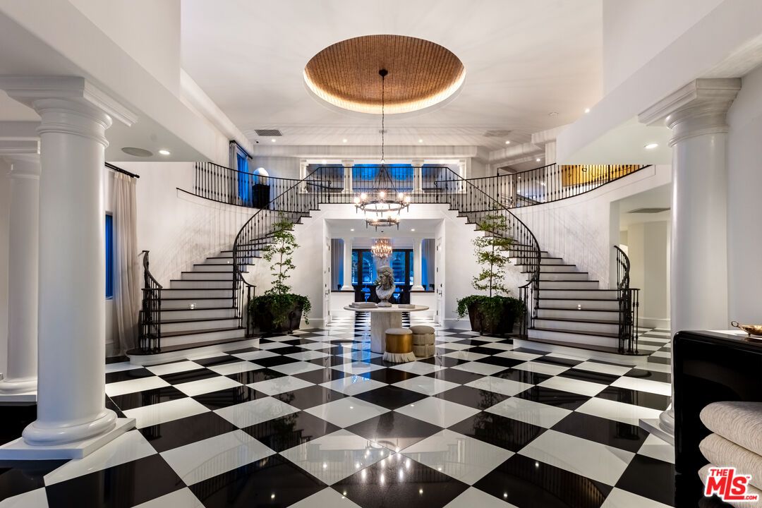 Chandelier, Interior, Marble, Pendant Lights, Recessed Lighting