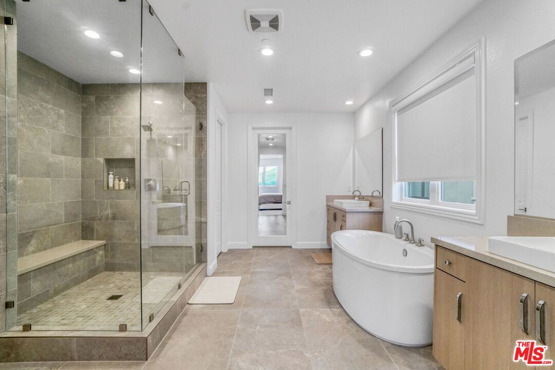 Bathroom, Dual Sink Vanities, Free Standing Baths, Glass Shower, Interior, Recessed Lighting
