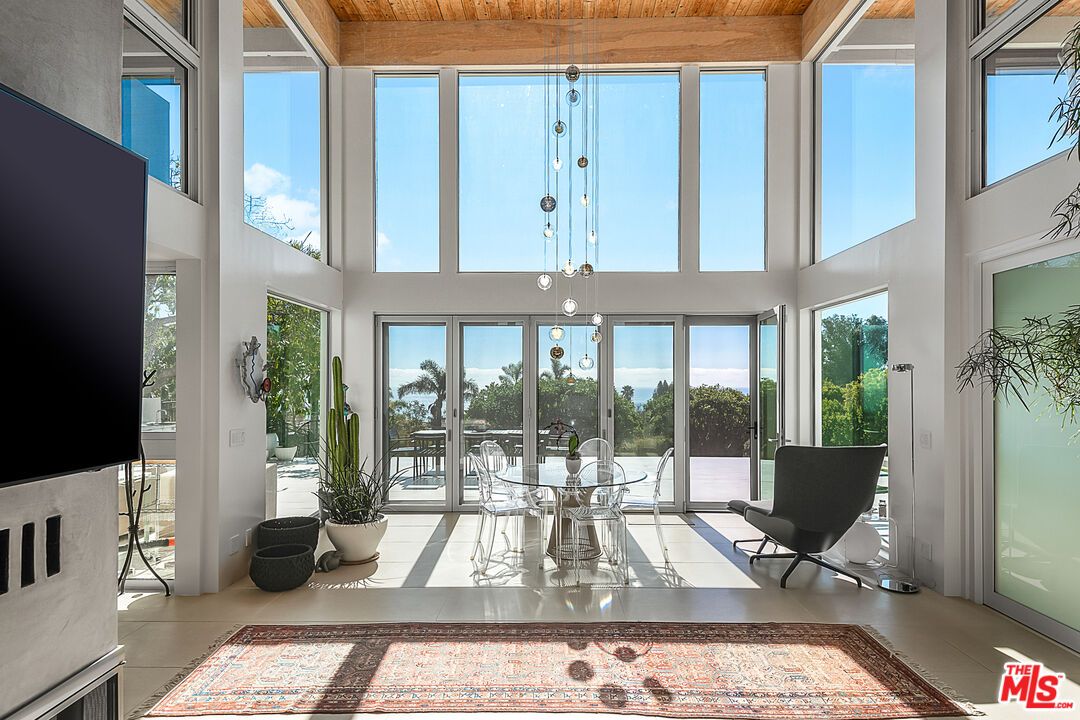 Interior, Sun Room, Wooden Ceilings