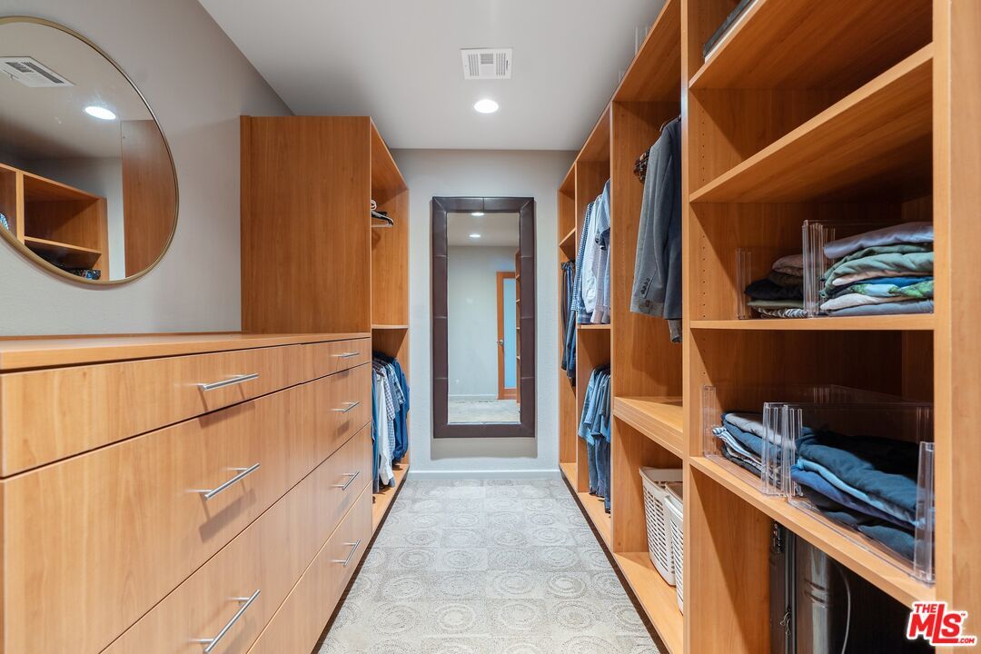 Interior, Recessed Lighting, Walk-in Closets