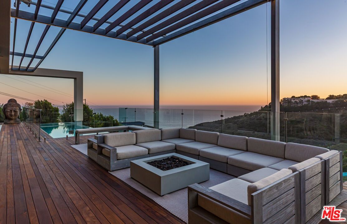 Water, Exterior, Pool, Other