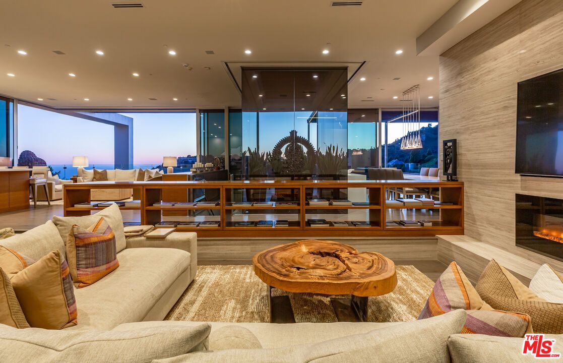 Fireplace, Interior, Living room, Pendant Lights, Recessed Lighting