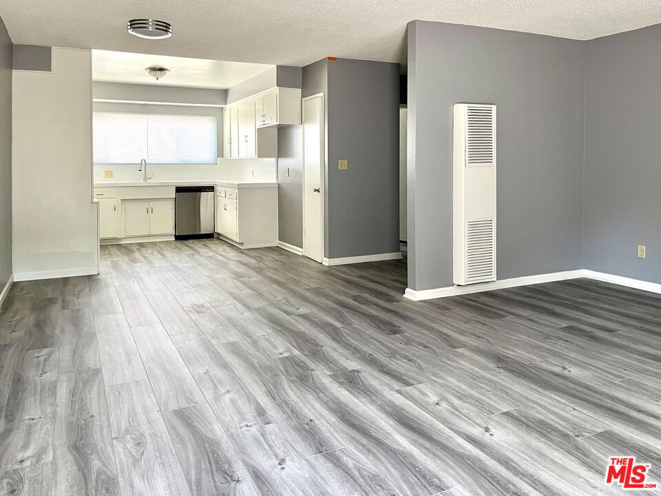 Empty room, Interior, Kitchen, Wood Texture Flooring