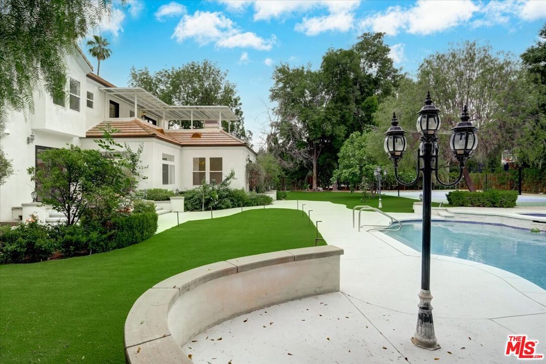 Backyard, Exterior, Pool