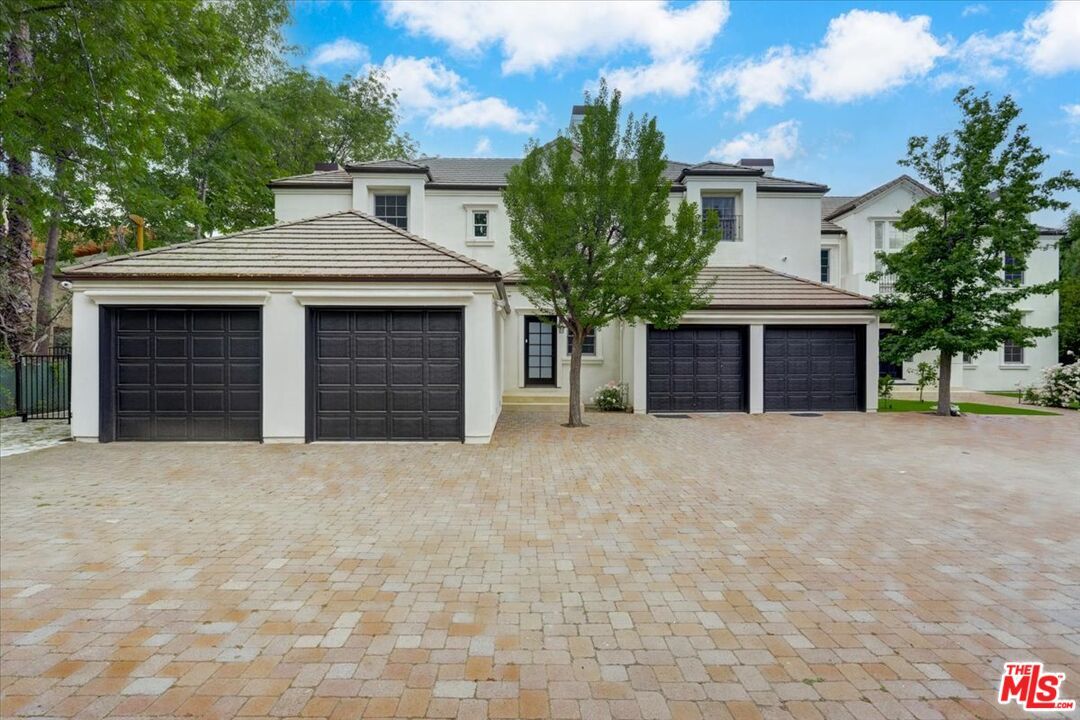 Attached, Detached Garage, Exterior, Facade, Mediterranean