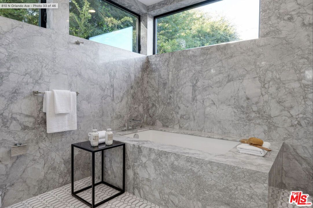 Bathroom, Interior, Marble Walls, Recessed Lighting