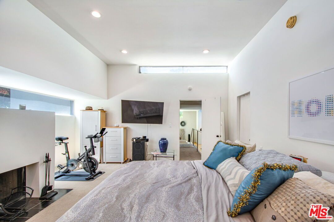 Bedroom, Fitness Equipment, Interior, Recessed Lighting