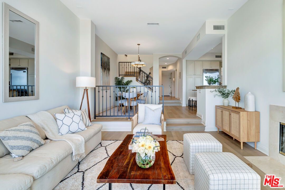 Fireplace, Interior, Living room, Pendant Lights, Recessed Lighting, Wood Texture Flooring