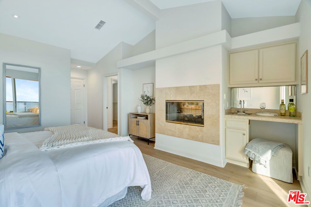 Bedroom, Fireplace, Interior, Recessed Lighting, Wood Texture Flooring