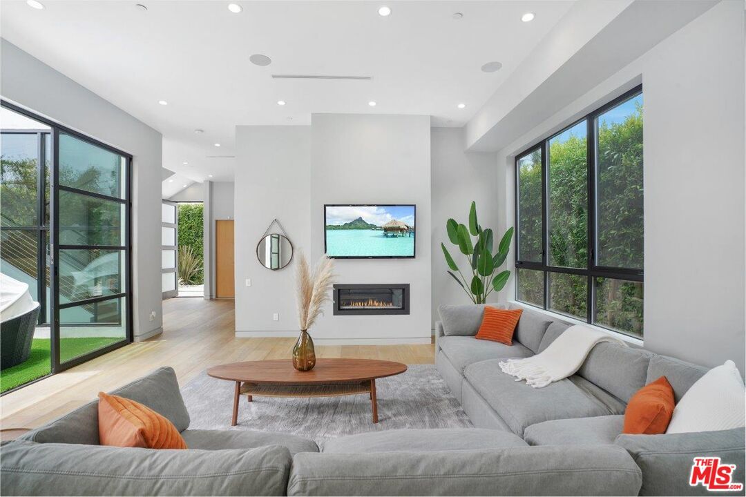 Fireplace, Interior, Living room, Recessed Lighting, Wood Texture Flooring