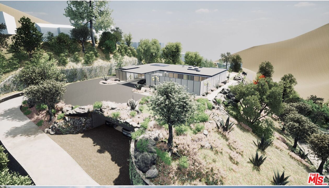Exterior, Drone