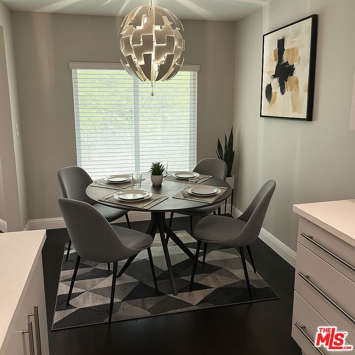 Dining room, Interior