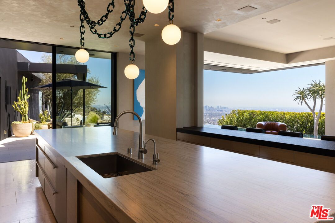 Interior, Kitchen, Pendant Lights, Recessed Lighting, Water