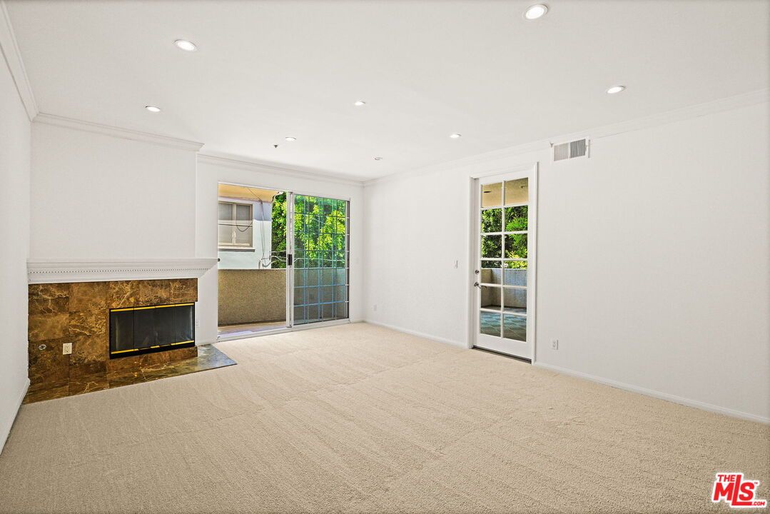 Empty room, Fireplace, Interior, Recessed Lighting