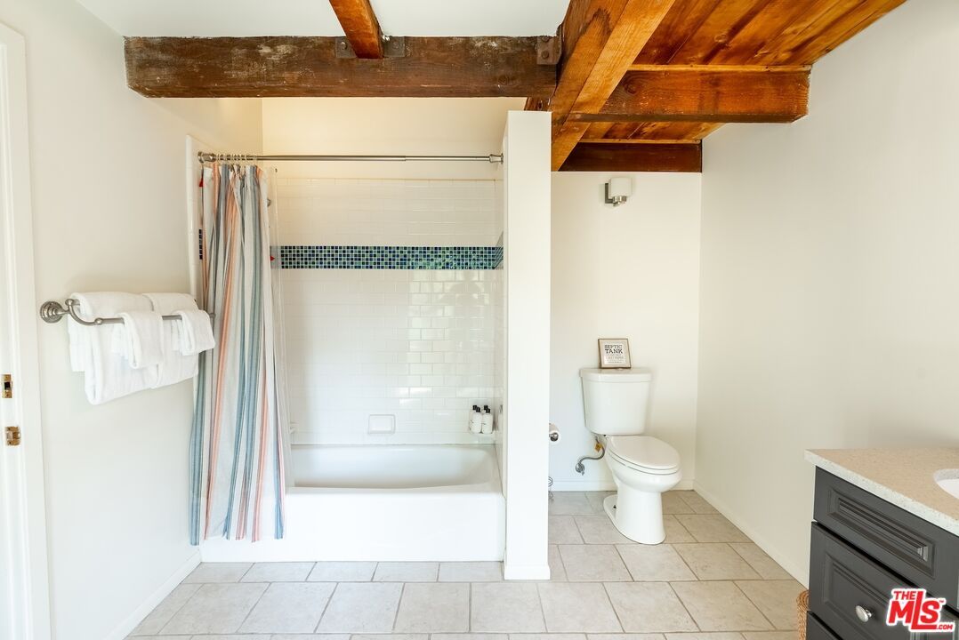 Bathroom, Interior, Wooden Beams