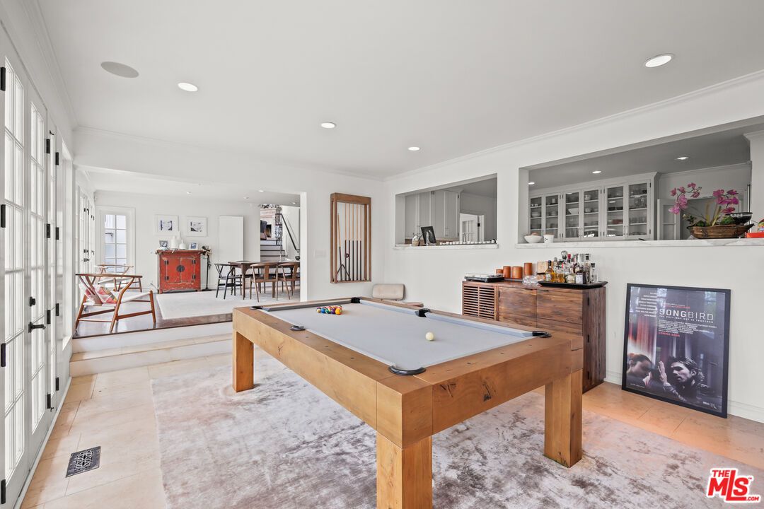Billiard Table, Game Room, Interior, Recessed Lighting