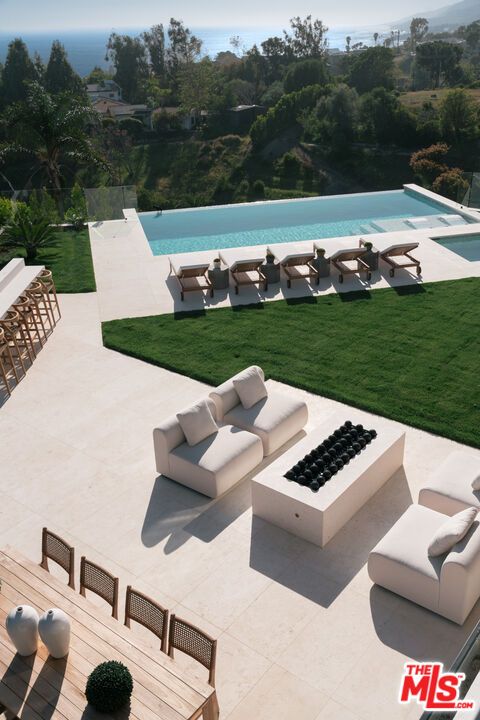 Backyard, Exterior, Pool, Water