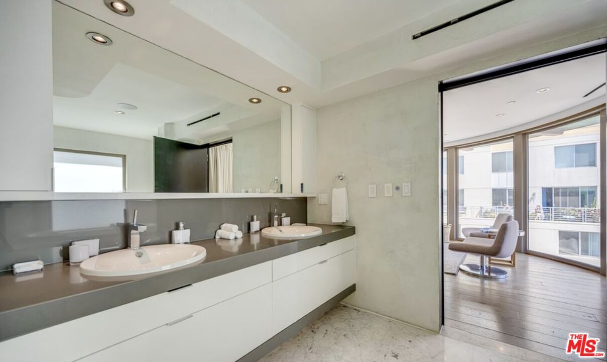 Bathroom, Dual Sink Vanities, Interior, Recessed Lighting, Wood Texture Flooring