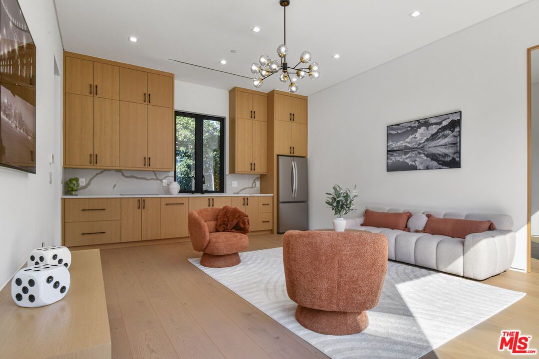 Interior, Kitchen, Living room, Pendant Lights, Recessed Lighting, Stainless Steel Appliances, Wood Texture Flooring
