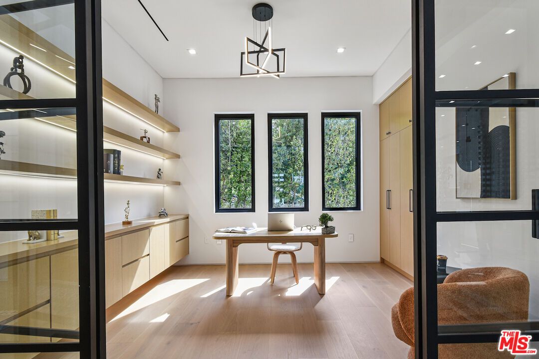 Home Office, Interior, Pendant Lights, Recessed Lighting, Wood Texture Flooring