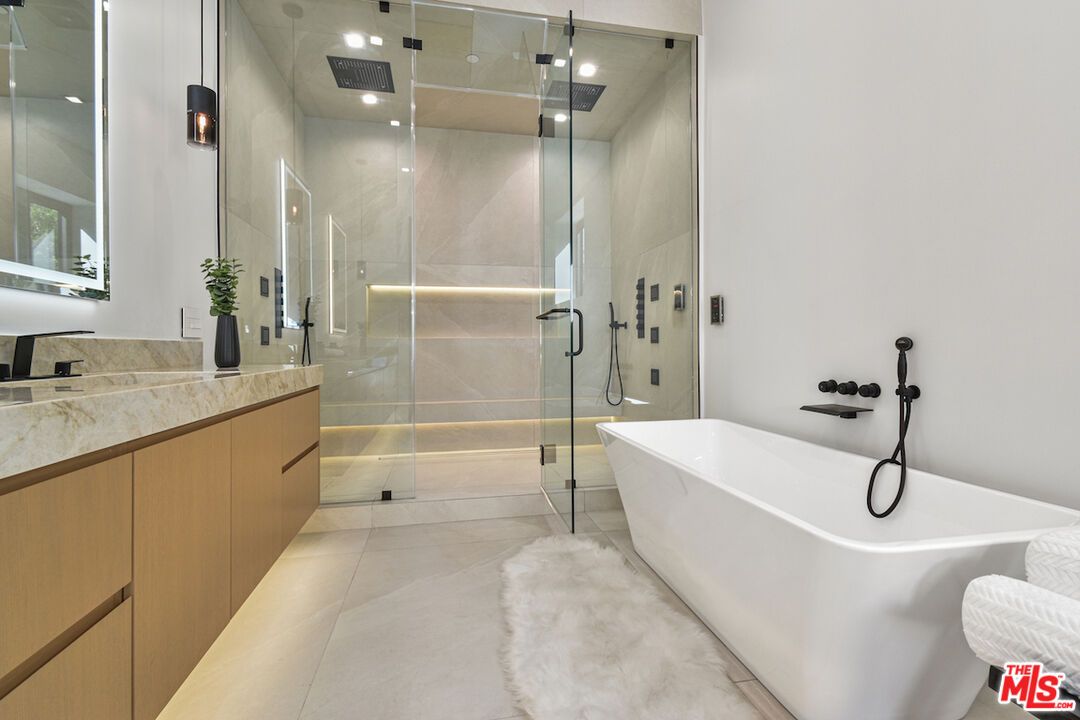 Bathroom, Free Standing Baths, Glass Shower, Interior, Recessed Lighting