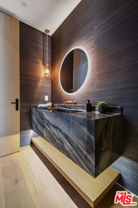 Bathroom, Interior, Pendant Lights, Recessed Lighting, Wood Texture Flooring, Wooden Walls