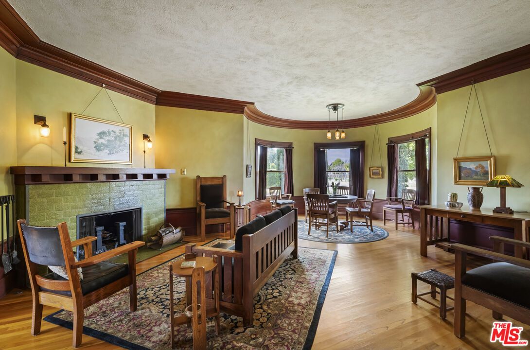 Dining room, Fireplace, Interior, Living room, Pendant Lights, Wood Texture Flooring