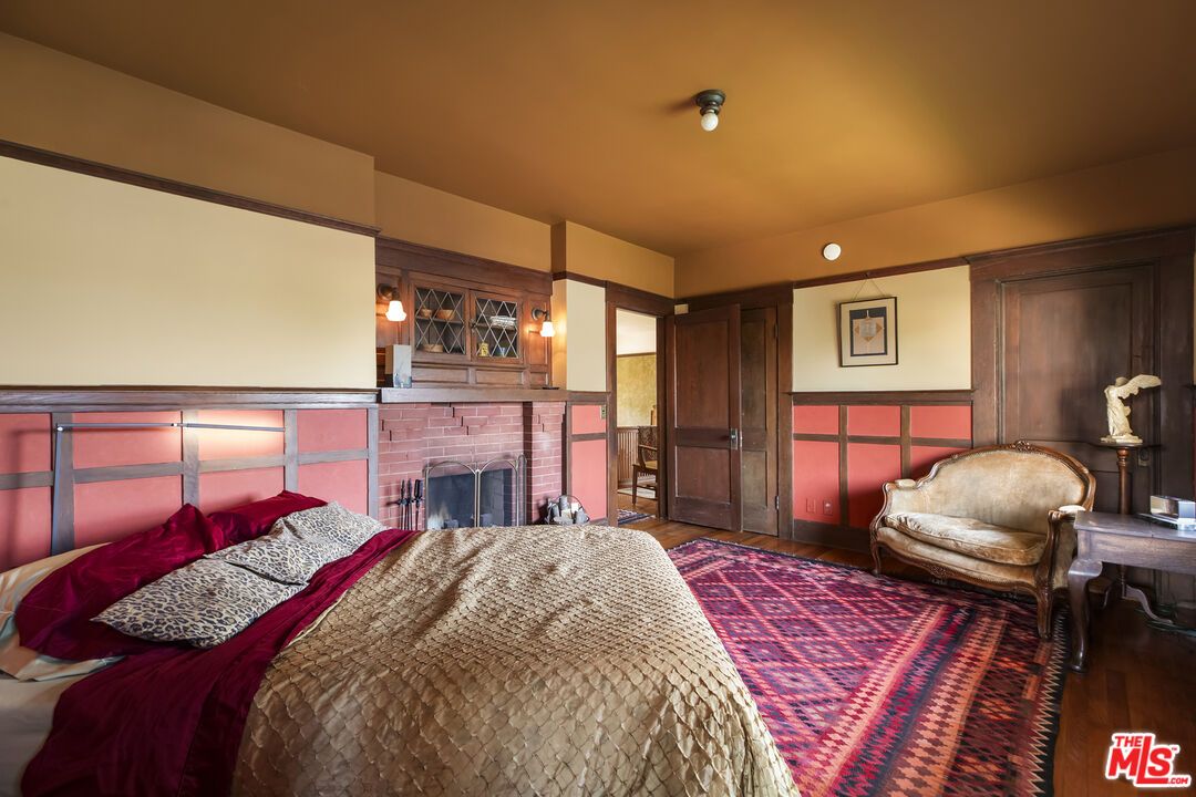 Bedroom, Fireplace, Interior, Pendant Lights, Wood Texture Flooring