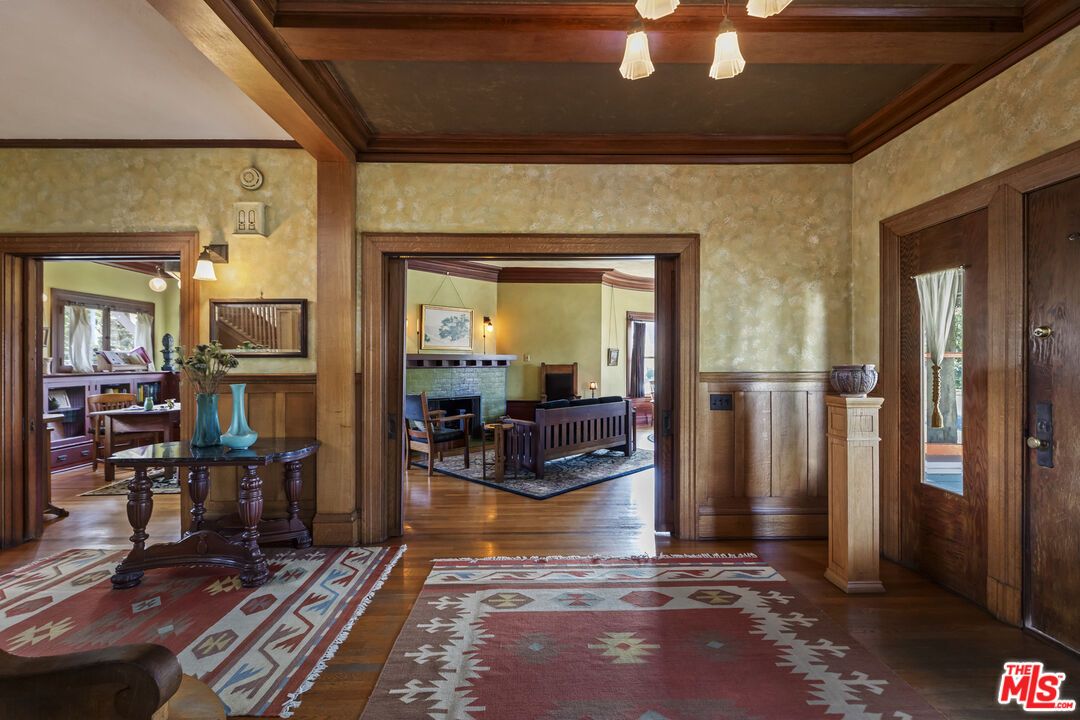 Fireplace, Interior, Pendant Lights, Wood Texture Flooring