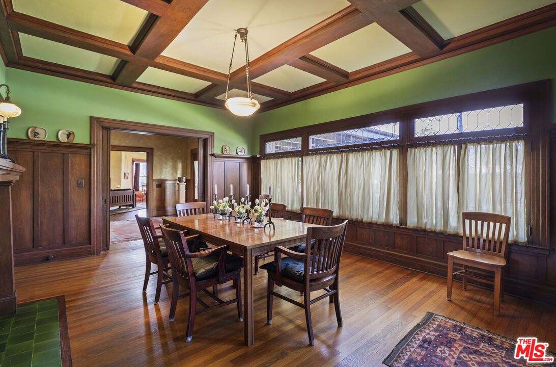 Dining room, Interior, Pendant Lights, Wooden Beams, Wood Texture Flooring