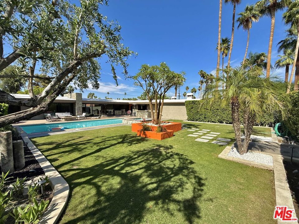 Backyard, Exterior, Pool