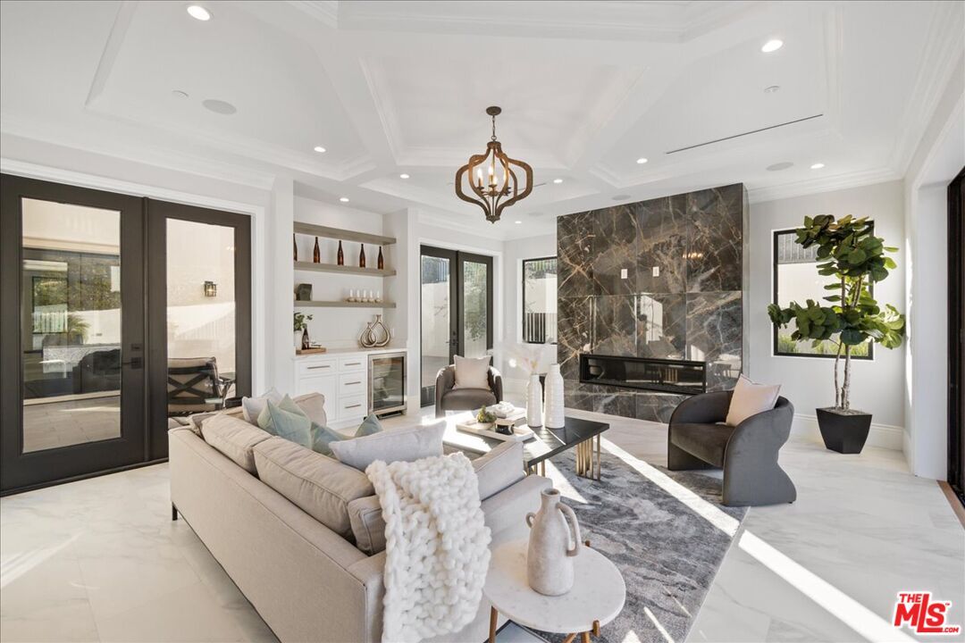 Chandelier, Fireplace, Interior, Living room, Marble, Marble Walls, Recessed Lighting