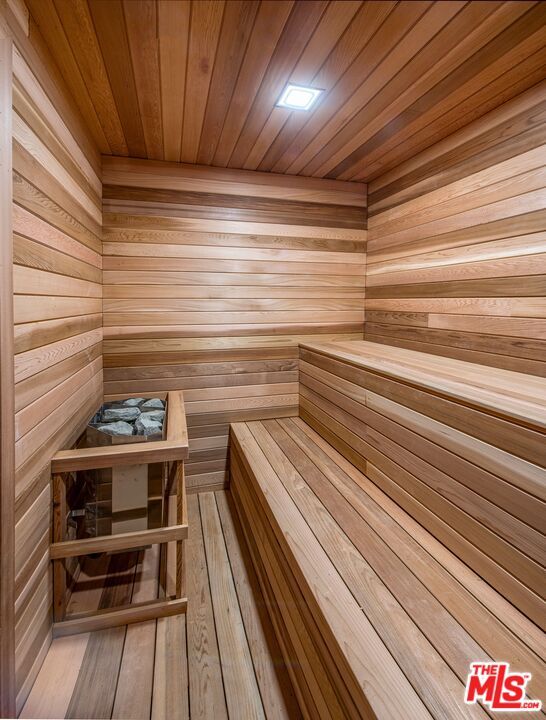 Interior, Recessed Lighting, Sauna Room
